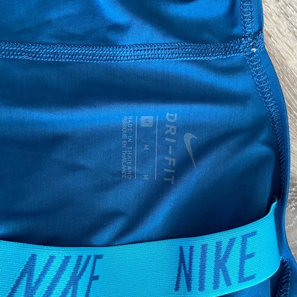 Nike Two tone Blue RacerBack - Picture 3 of 3